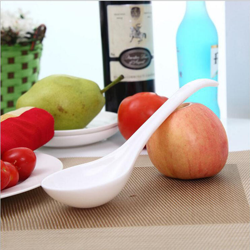 2025 Nuevo Diseño Cuchara Grande para Sopa - Mango Largo de Plástico Duradero y Ergonómica, Ideal para Hogar, Hoteles y Restaurantes - Perfecta para Sopas, Gachas, Arroz y Más, Herramienta Funcional, Construcción Robusta, Utensilio de Servir, Cocina Hote