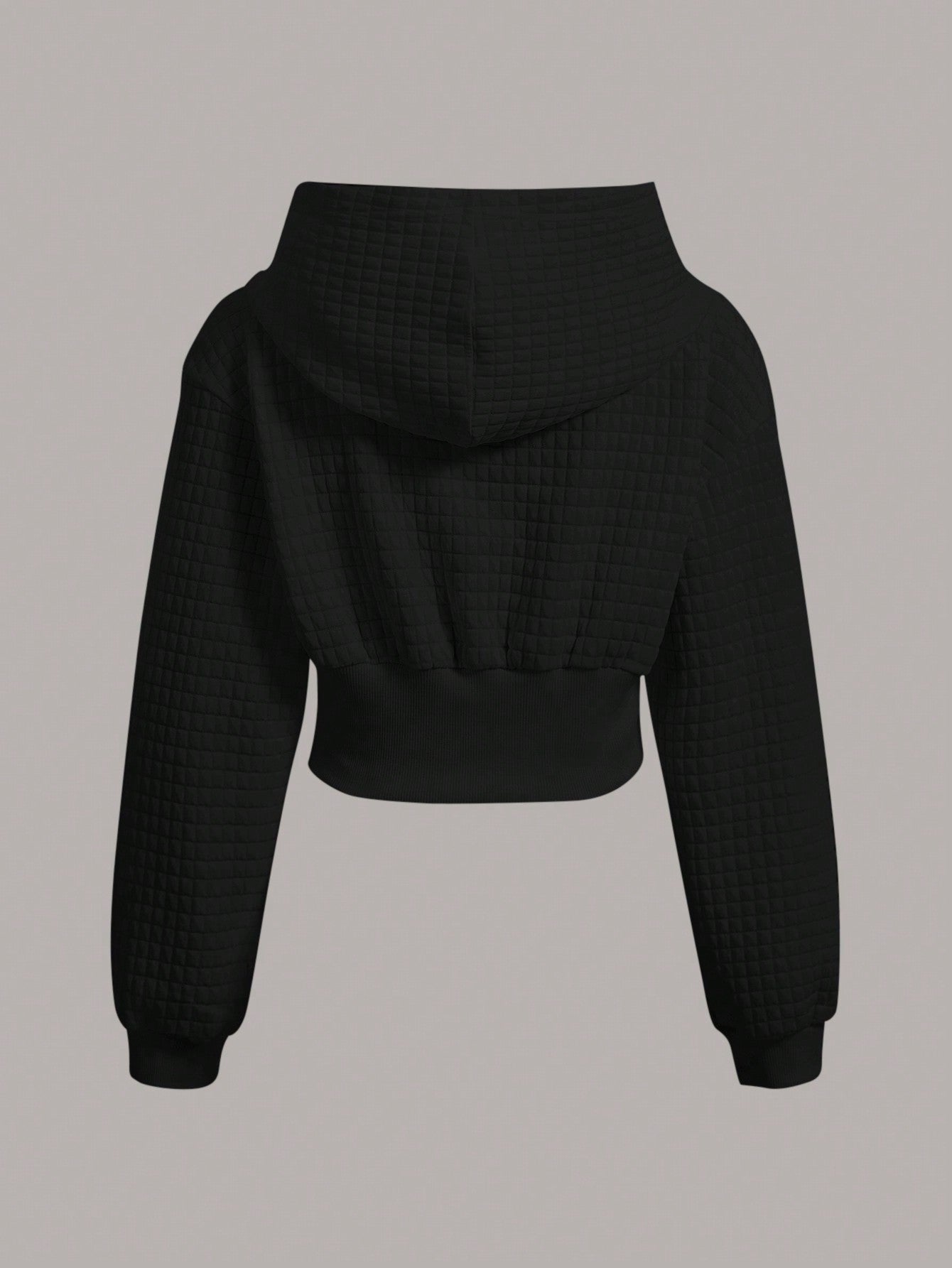 Ezwear capucha crop con slogan con parche con cordon delantero de hombros caidos