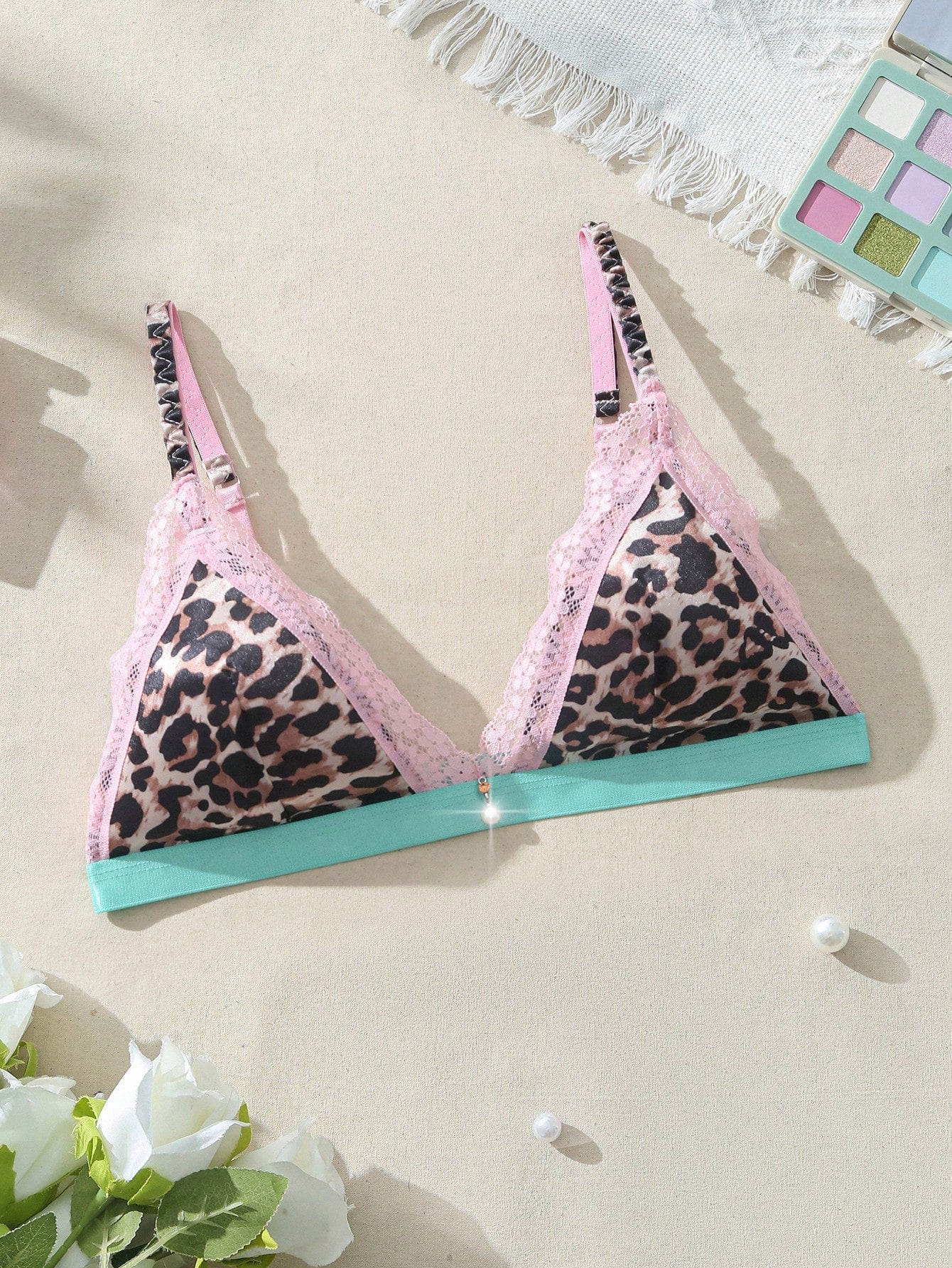 Mujeres sujetador sexy con estampado de leopardo y encaje de contraste