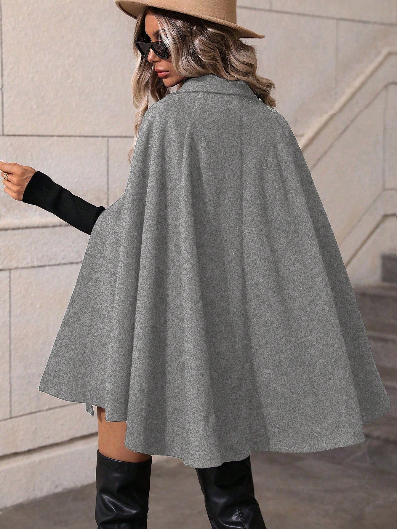 Clasi abrigo suelto con doble botonadura de moda para mujer en otono