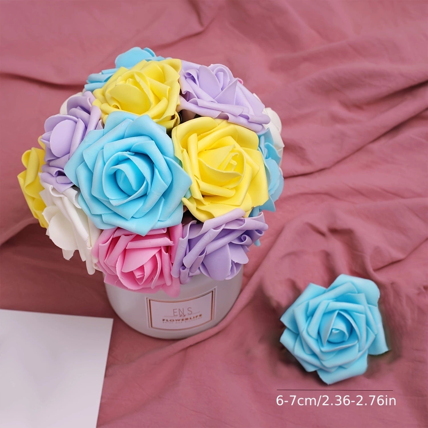 50 piezas de rosas artificiales LuxeCraft, flores falsas de poliuretano para ramo de novia DIY, arreglos florales para el hogar, ideales para decoración de Navidad, Halloween, Pascua, San Valentín - Sin contenedor incluido
