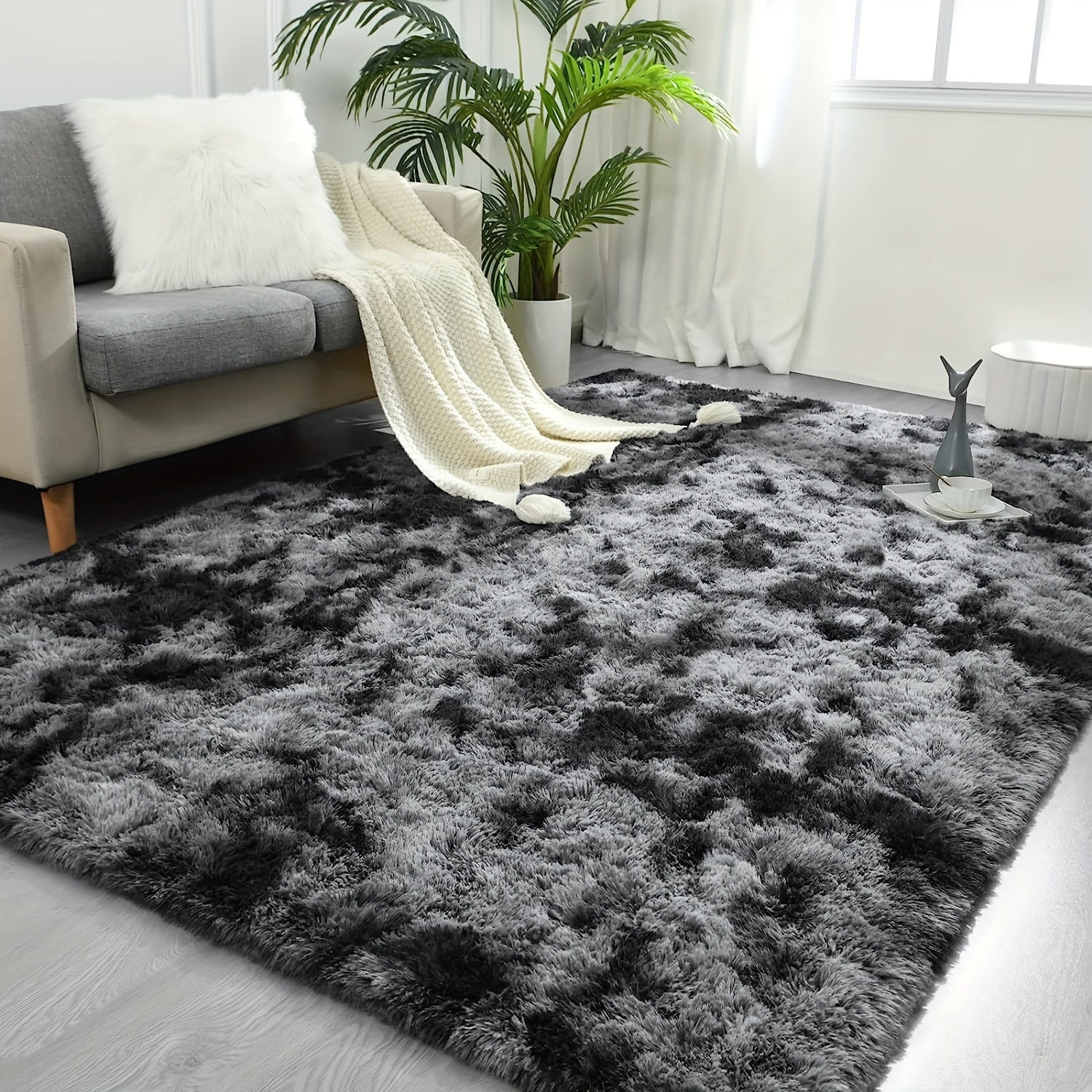 1 pieza, alfombra de felpa larga con degradado tie-dye en gris oscuro, cálida, linda, simple, suave y cómoda, tela premium fácil de limpiar, decorativa para interiores, material grueso y duradero con textura, liviana y portátil para dormitorio, sala de e