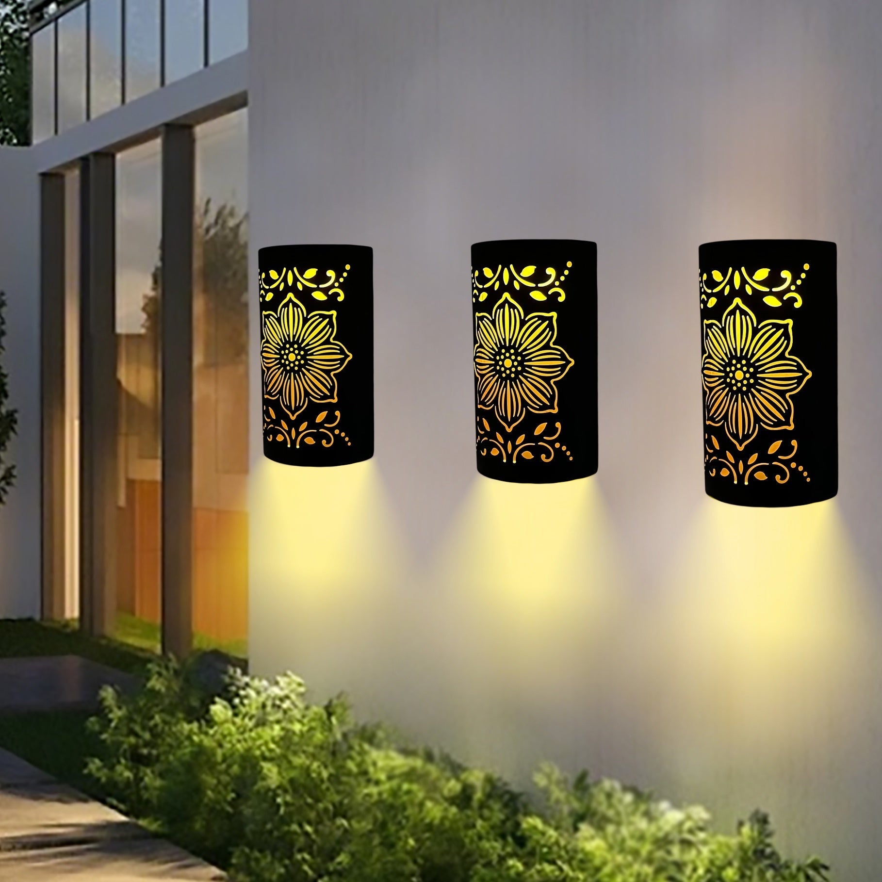 XXOASIS 1/2/3pcs Luces Solares de Pared Mate con Corte Floral Hueco y Detalles Dorados, Alta Calidad para Jardín, Patio o Valla - Iluminación Exterior Duradera en Hierro Semi-Encastrada, Idea de Regalo de Cumpleaños, Decoración Solar Colgante, Ambiente p