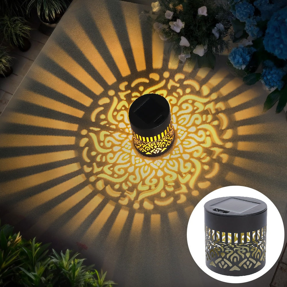 2 luces de pared huecas alimentadas por energía solar - Diseño de girasol y mandala, luces decorativas de jardín al aire libre de montaje semienterrado con sensor de luz, fijo de metal recargable para patio, jardín o porche, decoraciones solares al aire