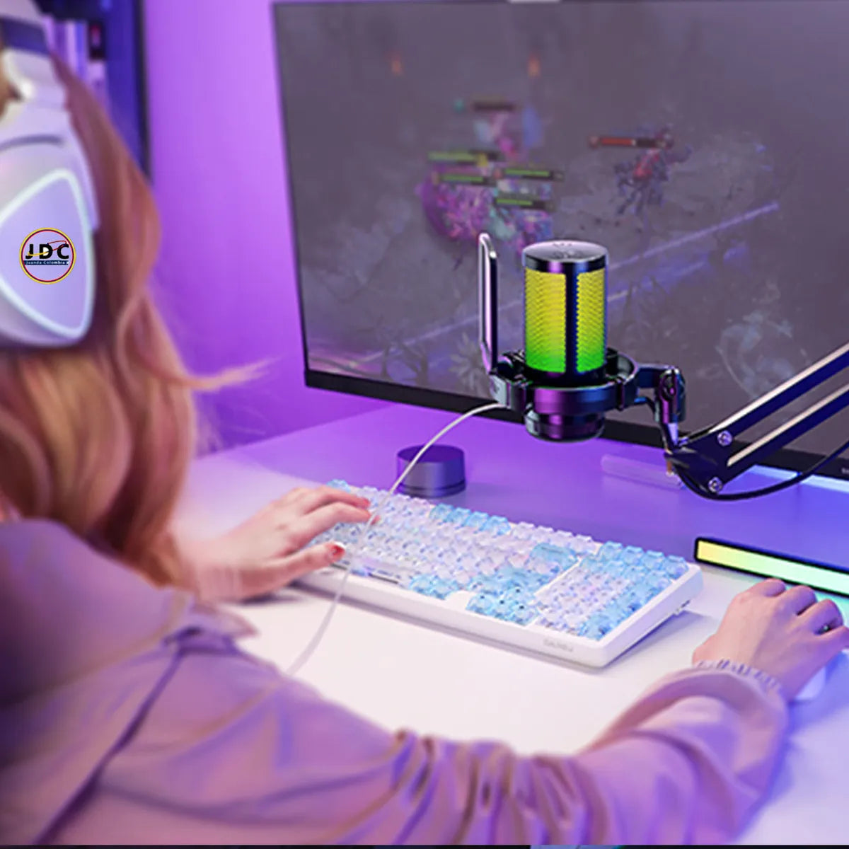 Micrófono Condensador Maono Con Cancelación De Ruido Y Soporte De Brazo Rgb Dgm20s Cardioide Para PC Y Celular Color Negro