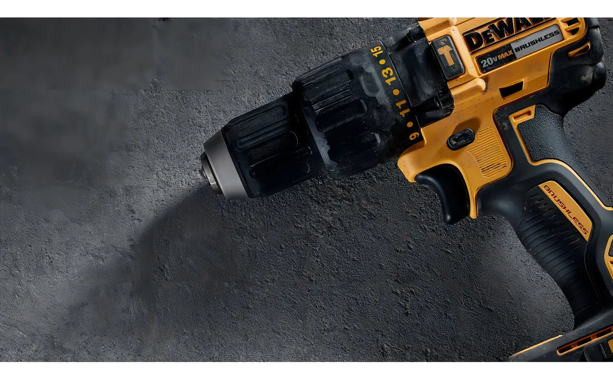 Combo Taladro +pulidora Dewalt Color Amarillo