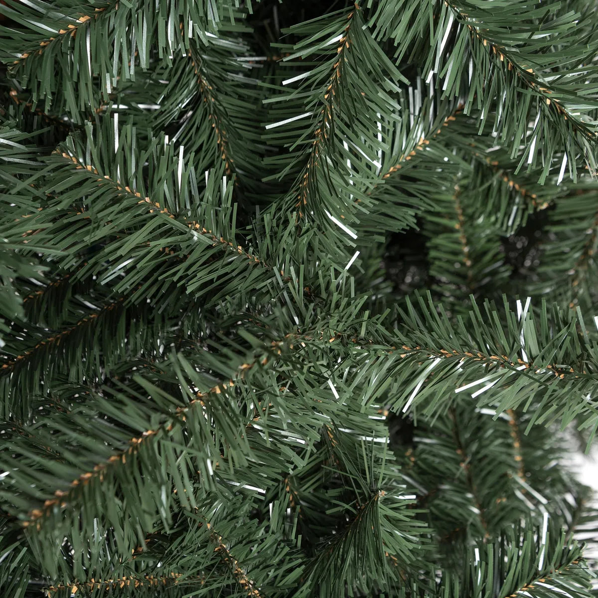 Árbol De Navidad Pino Andino 2.00m Verde 498 Ramas Gio Home