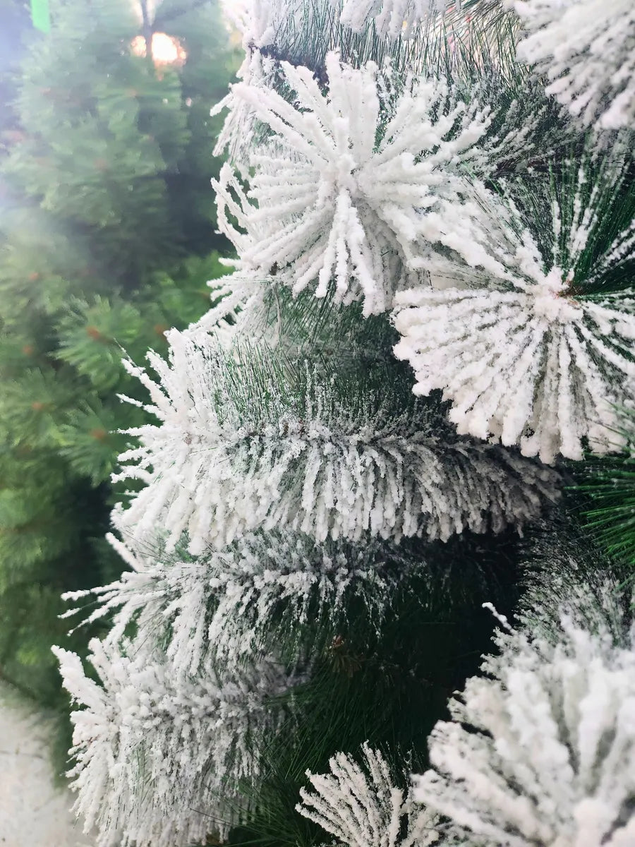 Árbol De Navidad Pino Nevado 1.80 Metros Verde