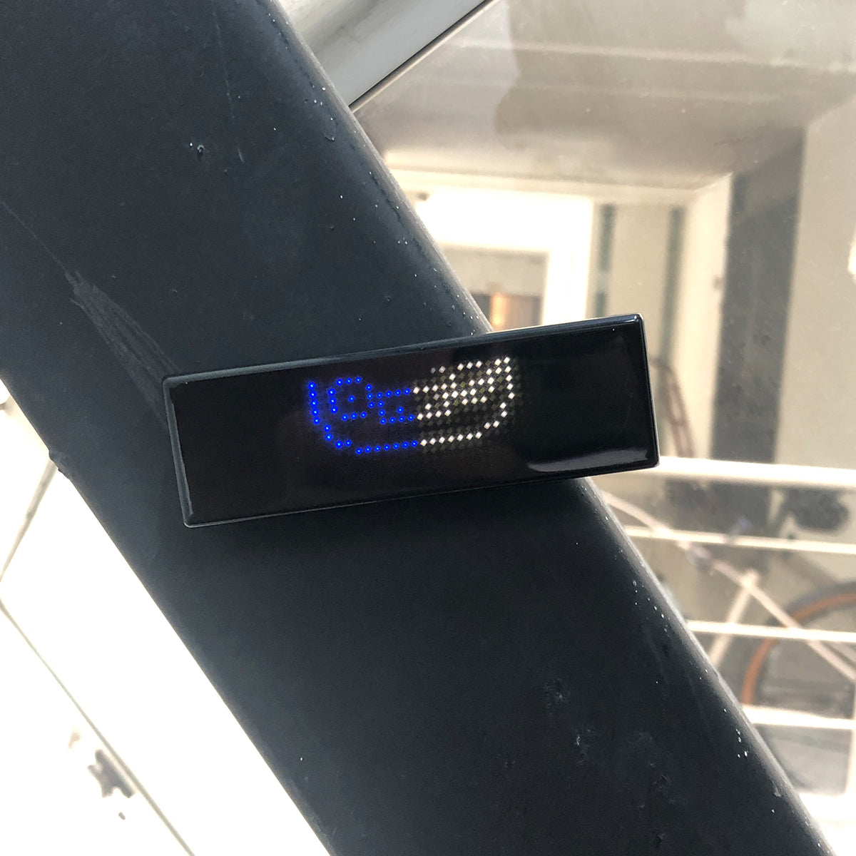 Letrero LED Multicolor Personal Escarapela Luminosa Programable LB4C