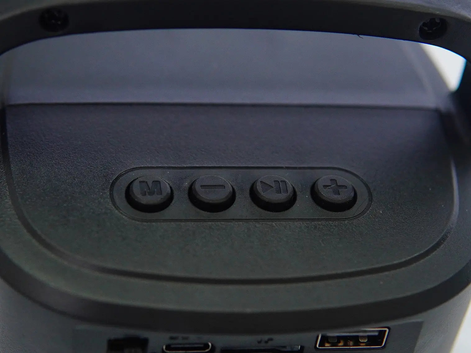 Radio Parlante RGB ZQS1330
