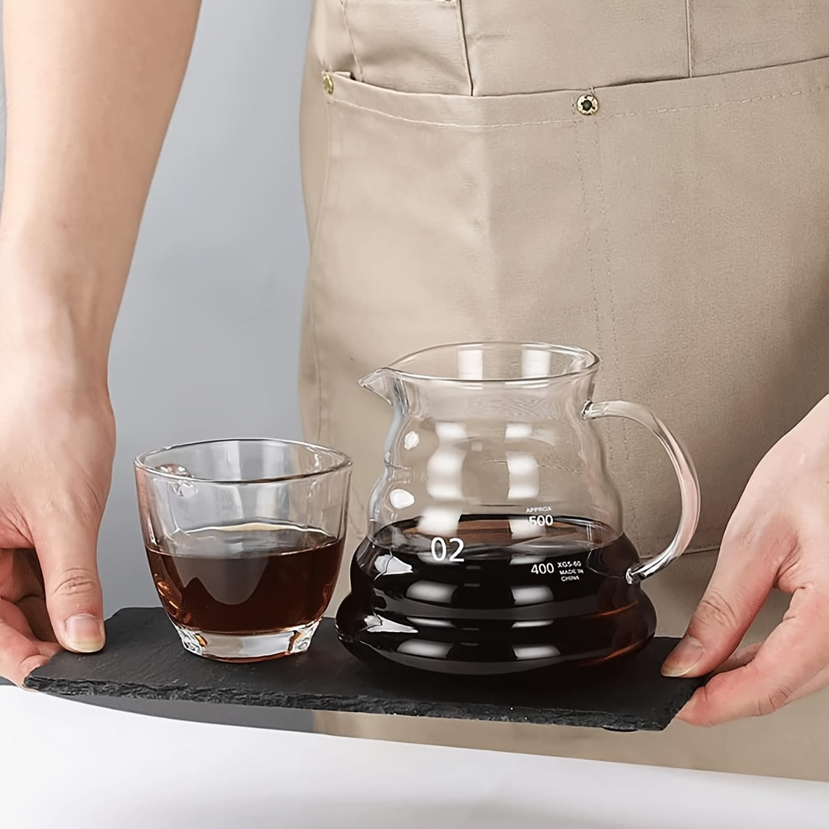 Cafetera de vidrio con capacidad de 360ml/600ml, ideal para uso en cafeterías y hogares.