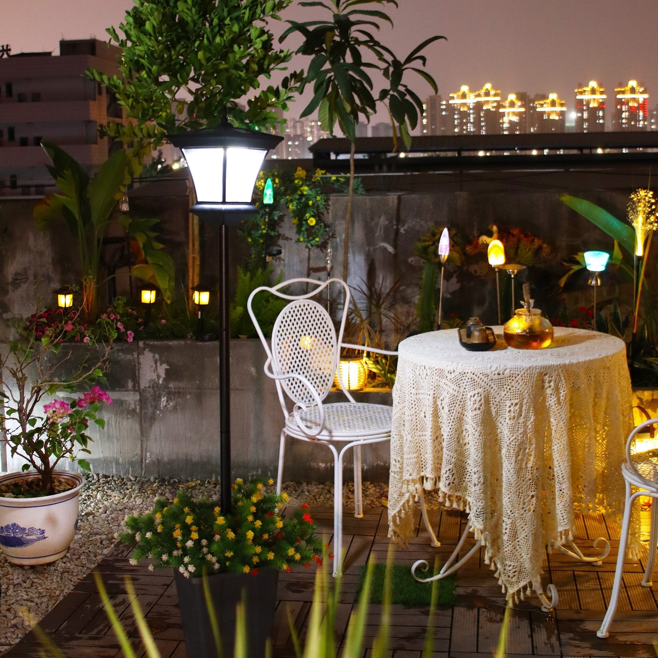 1pc Luz Solar de Jardín Exterior Primaveral Ahorro Energético, Lámpara para Césped con Jaula Decorativa LED Sin Cable para Paisaje y Macetas