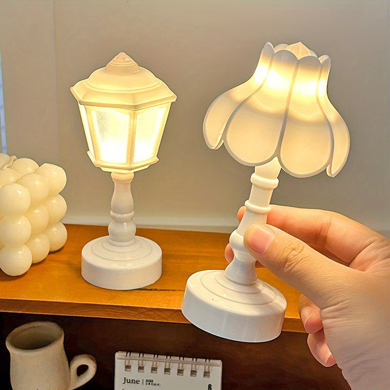 Moderna Lámpara de Calle en Miniatura Luz Nocturna, 1pc Luz Nocturna Decorativa de Mesa con Acabado de Metal Pulido, Luz Superior Alimentada por Batería, Color Sólido, Tema Espacial, para Decoración de Dormitorio, Regalo Ideal para Navidad y Año Nuevo