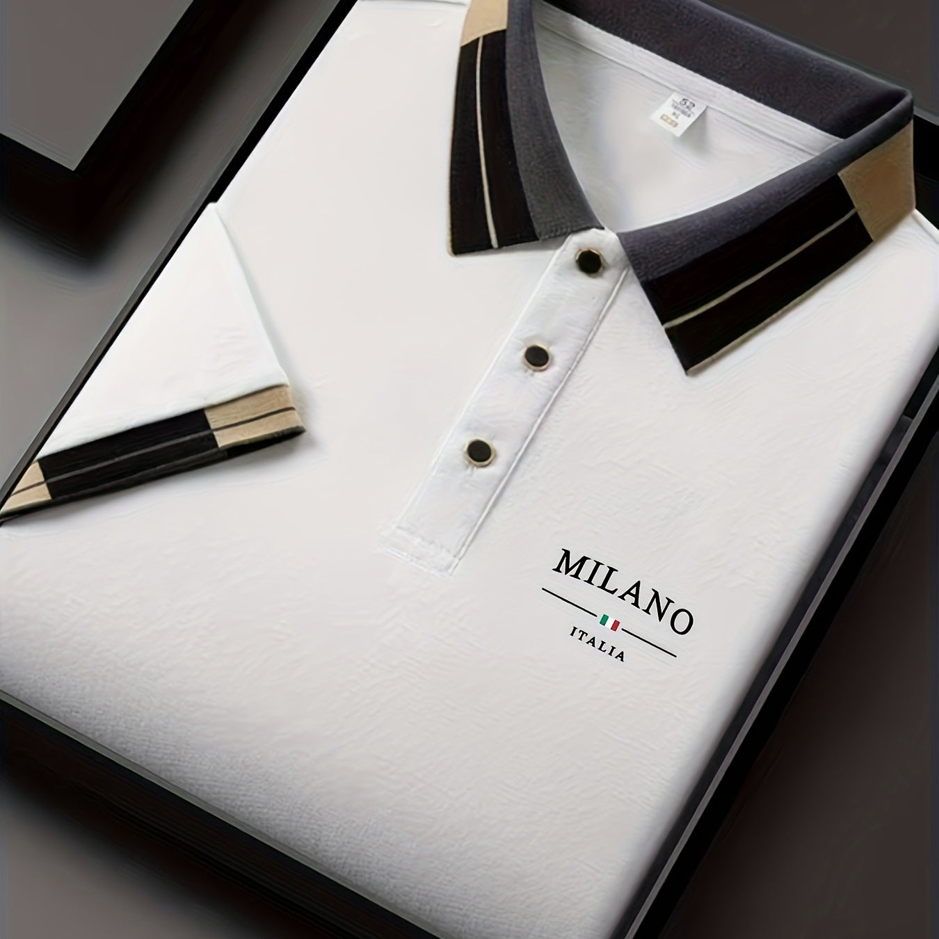 Camiseta polo ligera y suave para hombre con estampado de letras "MILANO ITALIA" - Transpirable para verano, uso casual y empresarial, ajuste regular, cuello con botones, perfecta para vacaciones y uso diario, ropa de vacaciones, diseño de contraste eleg