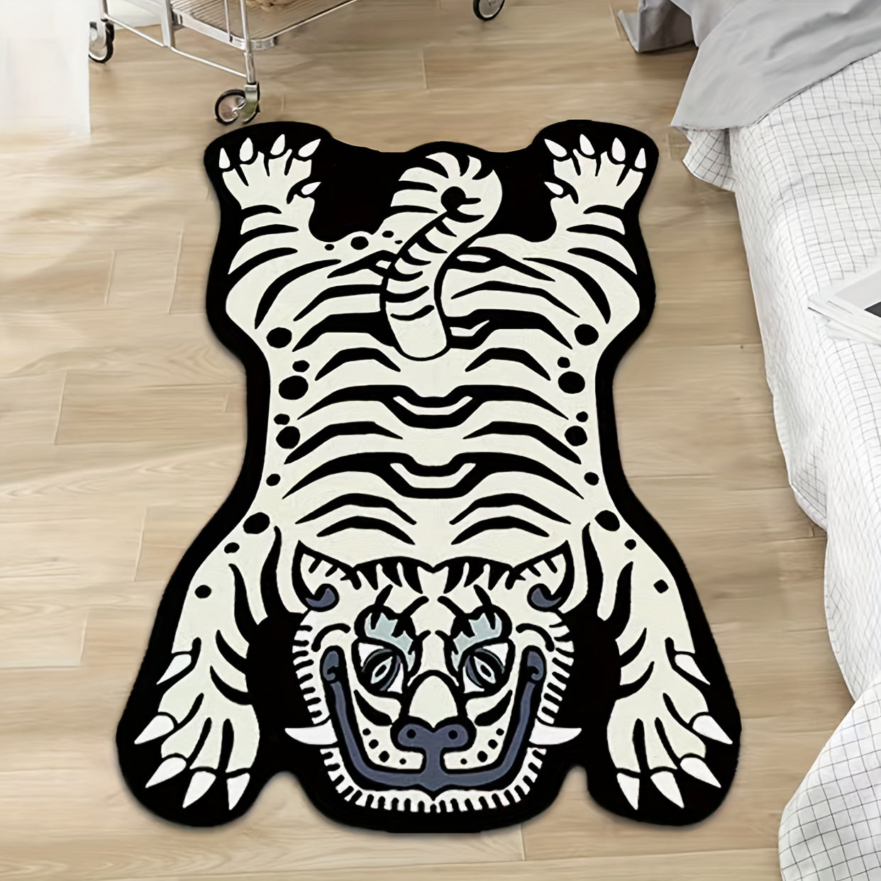 950G/㎡ Alfombra de tigre blanco exquisita de falso cachemira de pelo corto única y creativa irregular para dormitorio, sala de estar, sofá, baño, cabecera y entrada; decoración del hogar que es colorida, lavable, antideslizante y suave para un uso cómodo