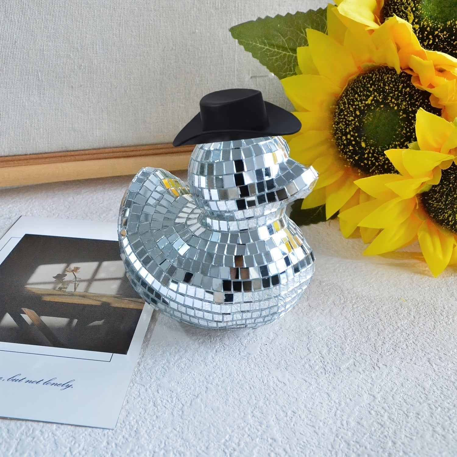 Pato con espejo de disco y sombrero de copa negro - Adorno de vidrio reflectante para fiestas, decoración del hogar y cafeterías, no necesita energía, decoración de disco reflectante | Pato decorativo | Superficie reflectante, decoraciones de bolas de di