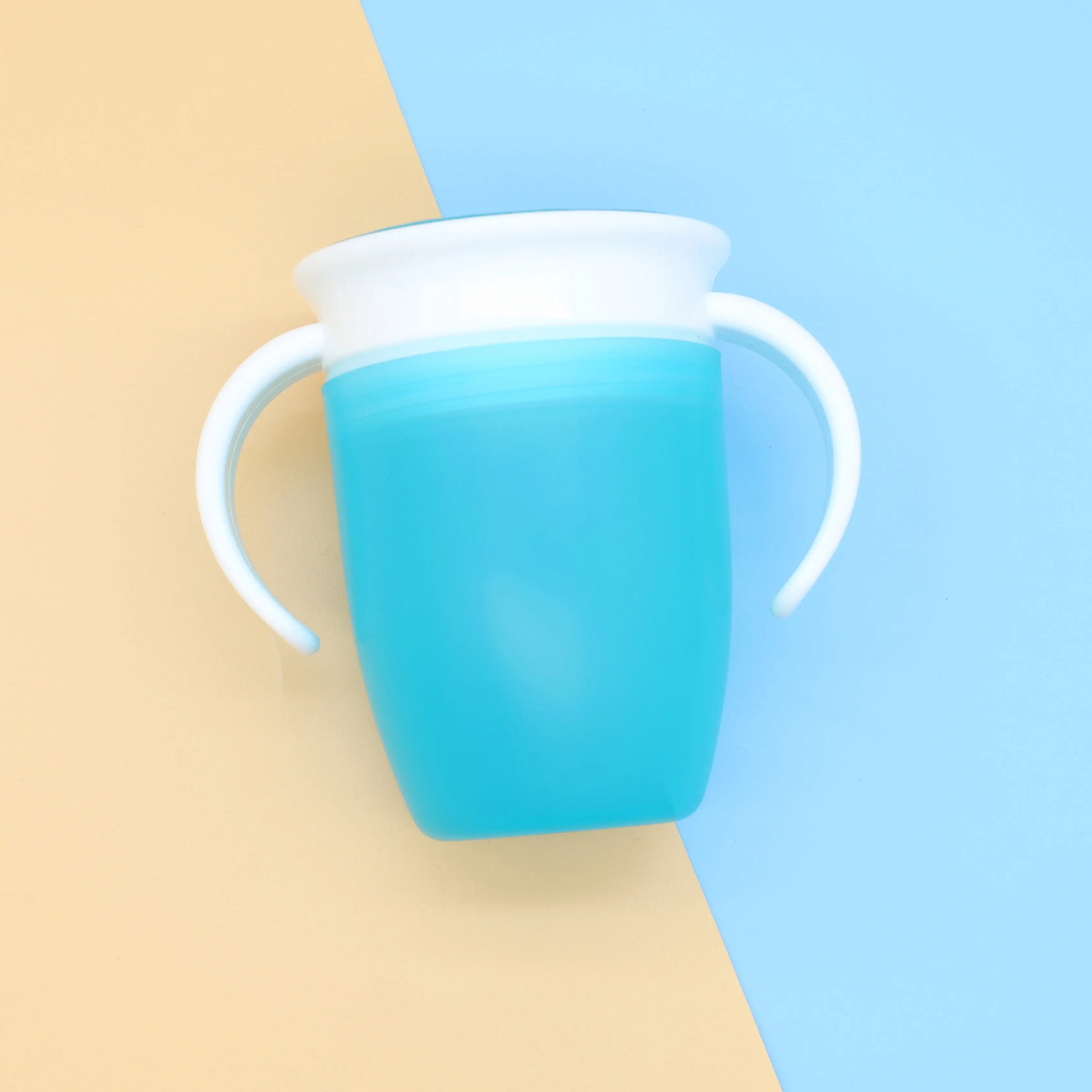VASO ENTRENADOR 360 B44141 MUNCHKIN