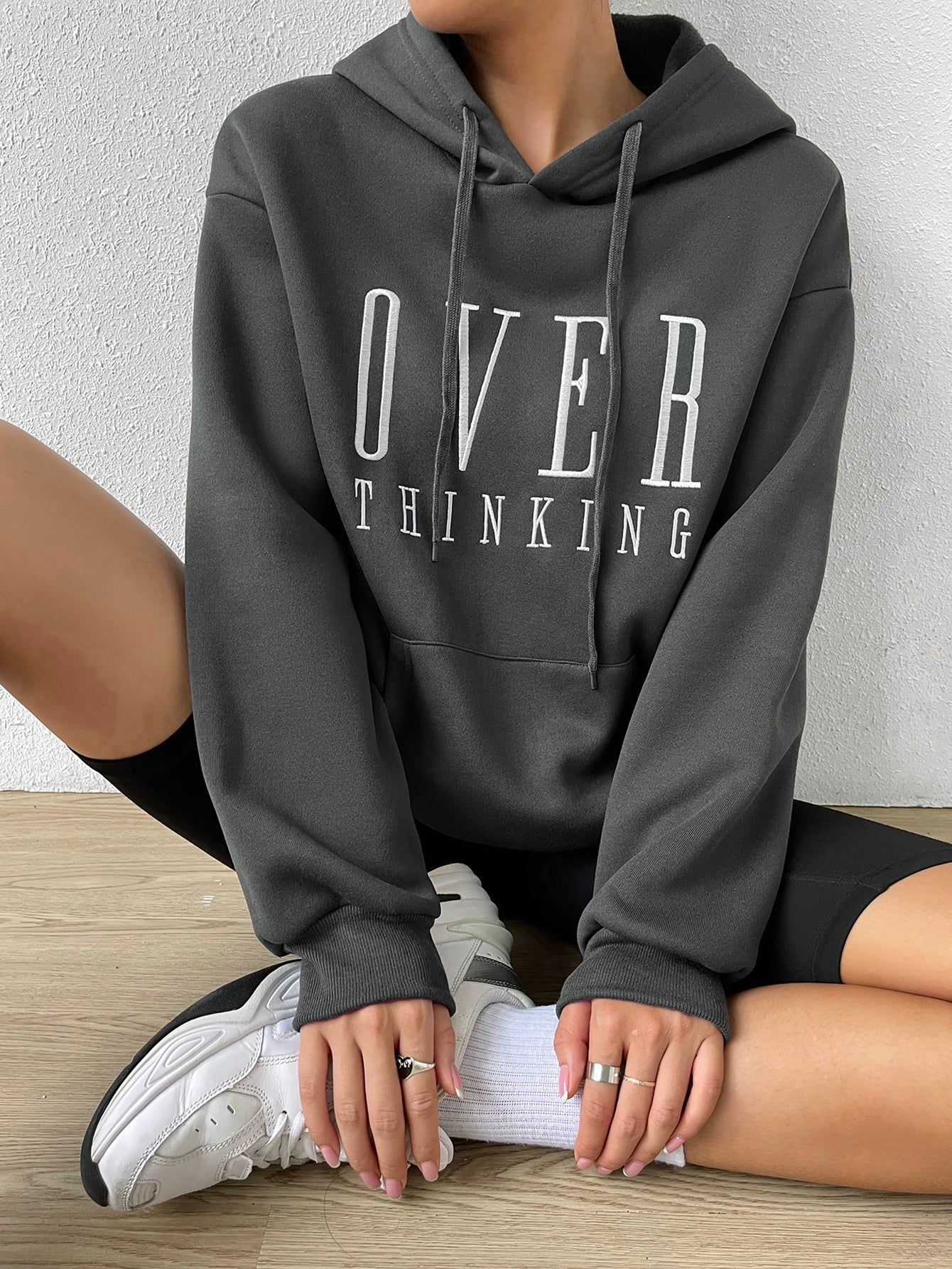 Moosta sudadera con capucha y cordon mujer, estampado "overrensando", otono