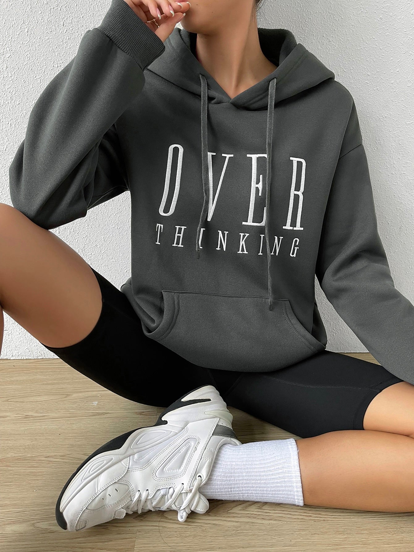 Moosta sudadera con capucha y cordon mujer, estampado "overrensando", otono