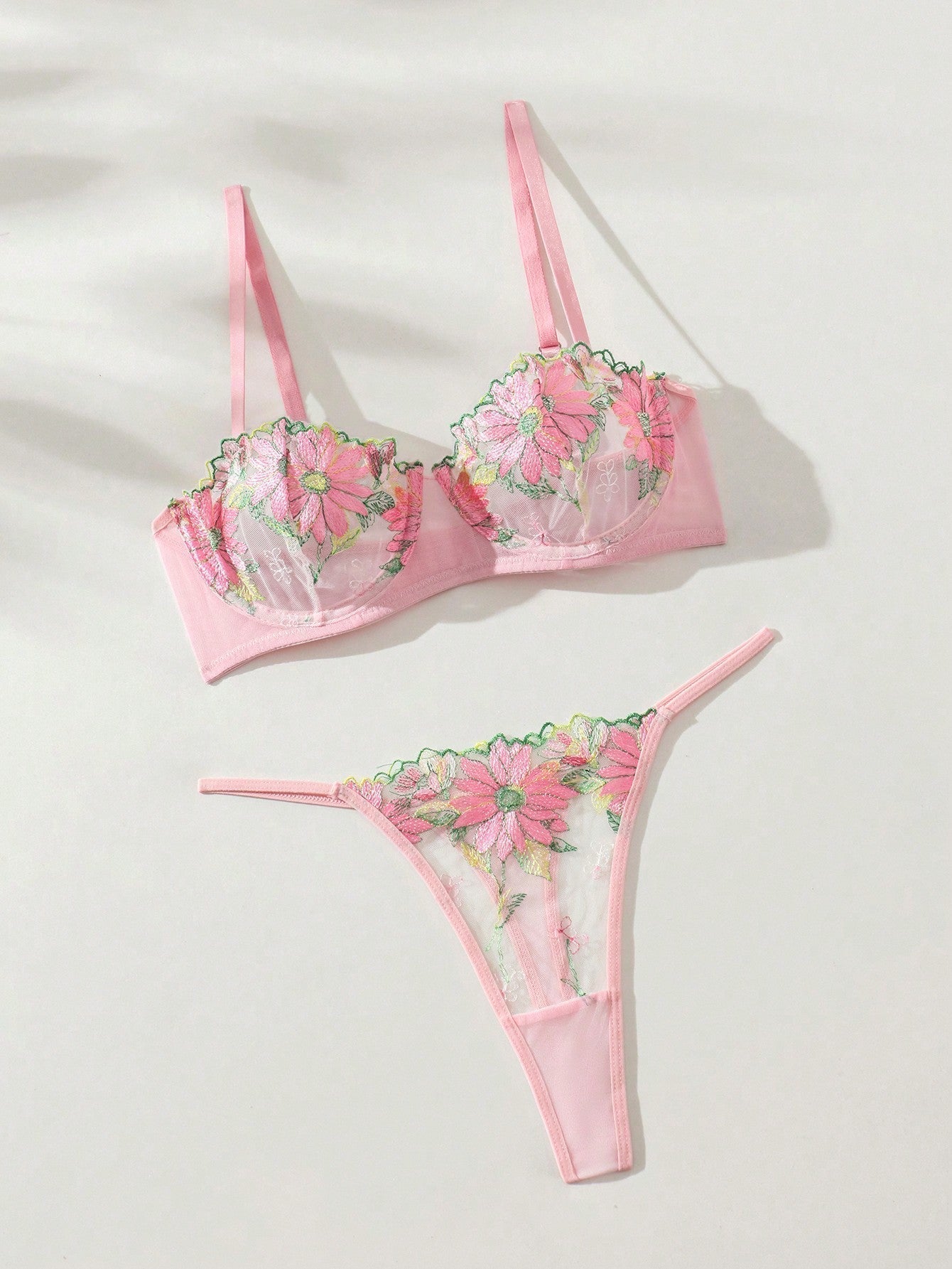 Conjunto De Lenceria De Malla Con Bordado Floral Para Mujer