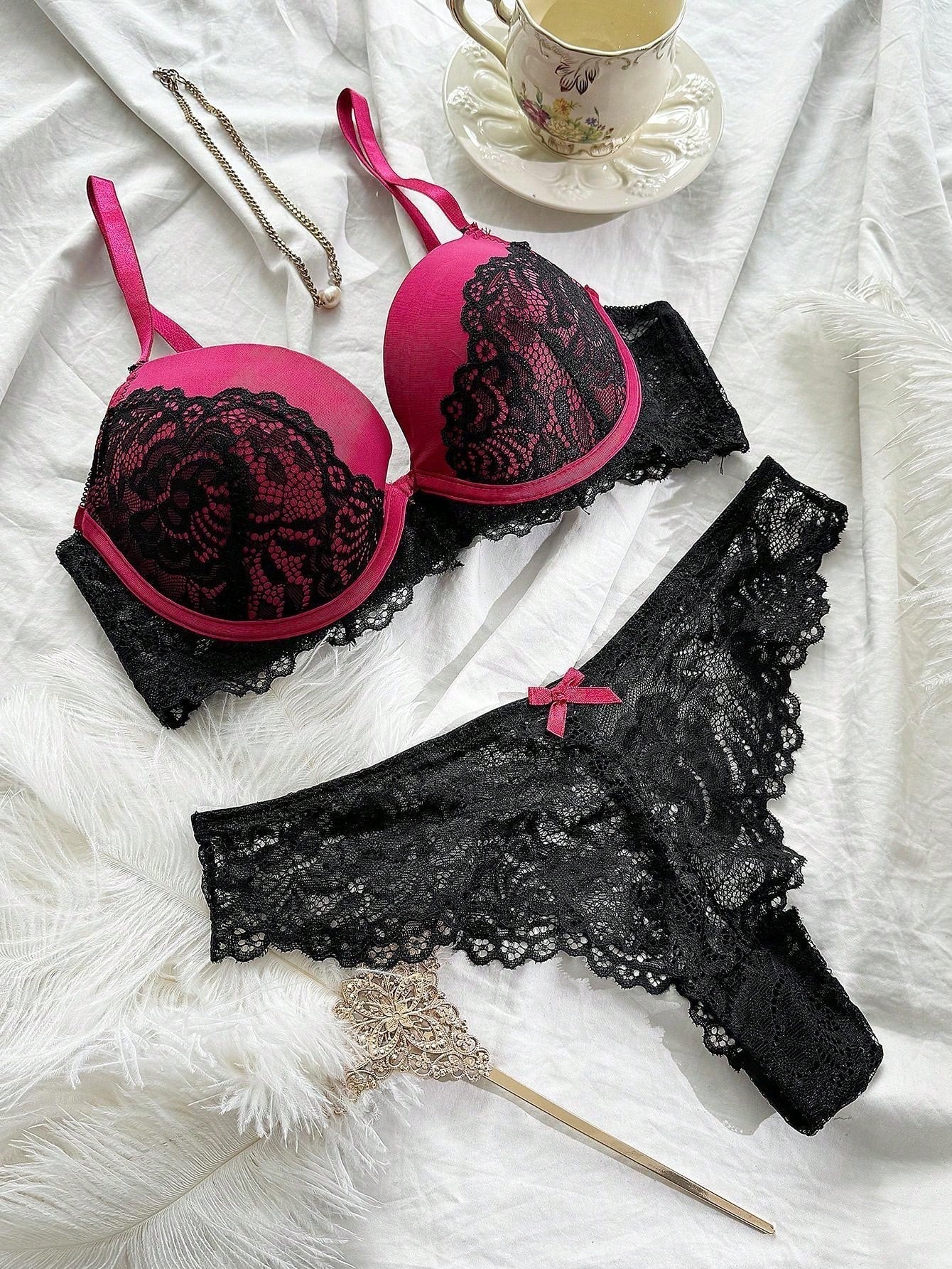 Nina Bonheur Conjunto De 2 Piezas De Bragas Y Sujetador De Contorno Juvenil Y Encaje Con Ajuste Comodo (talla S Y Boton Ajustable)