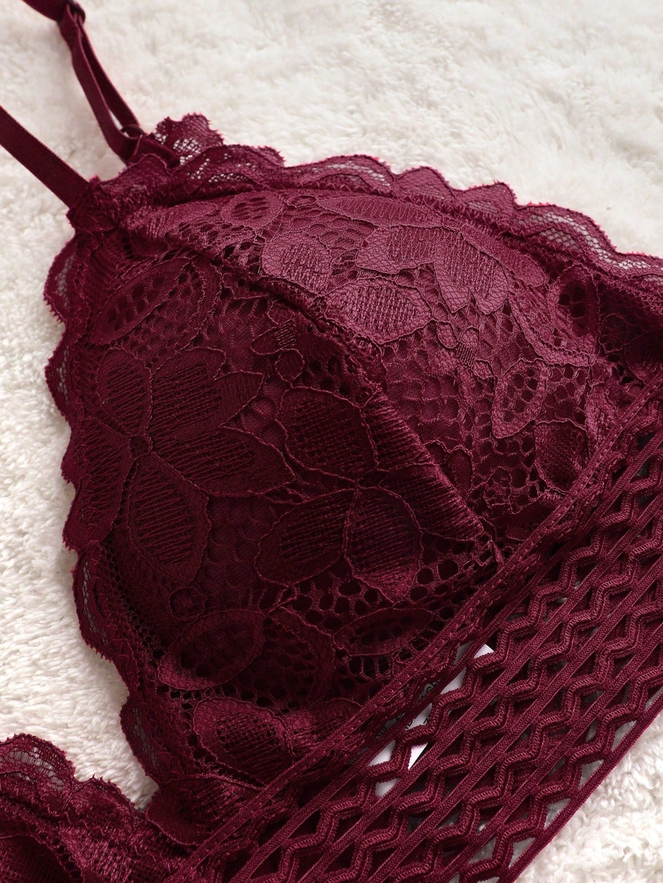 Conjunto de 8 piezas de sosten y Tangas para mujer en unicolor y con encaje y detalle de borde de concha
