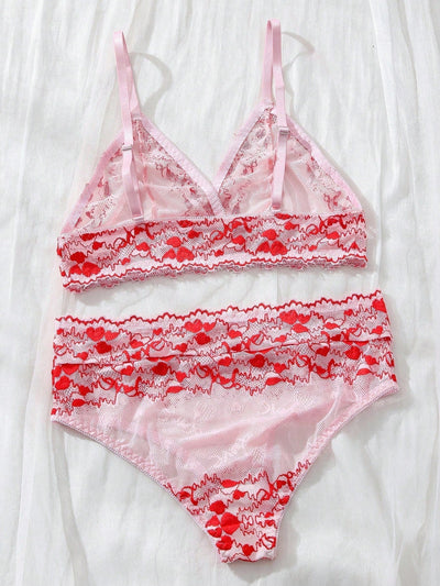Conjunto de ropa interior femenina sencillo y comodo con encaje en forma de corazon