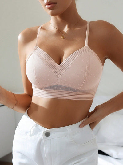 Sujetador inalambrico atractivo para mujer con encaje y espalda descubierta