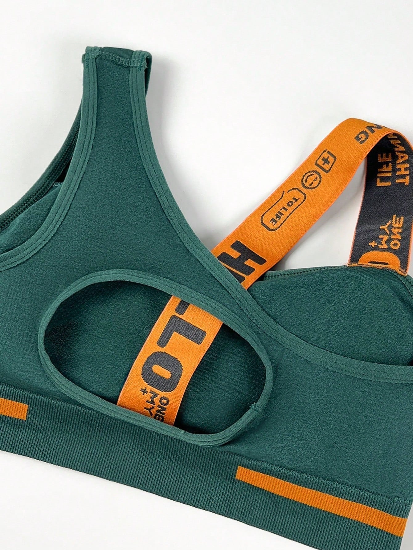 Top sin mangas de yoga para mujer con diseno de espalda hueca para deporte