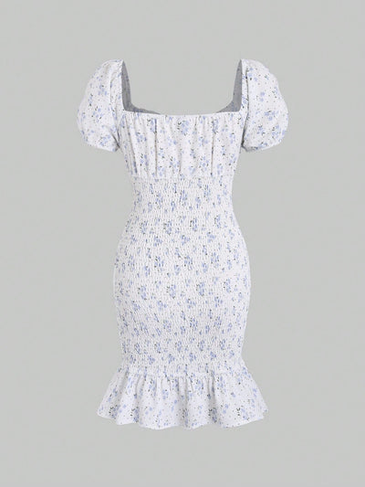 Vestido floral de manga farol con nudo delantero con fruncido bajo con fruncido
