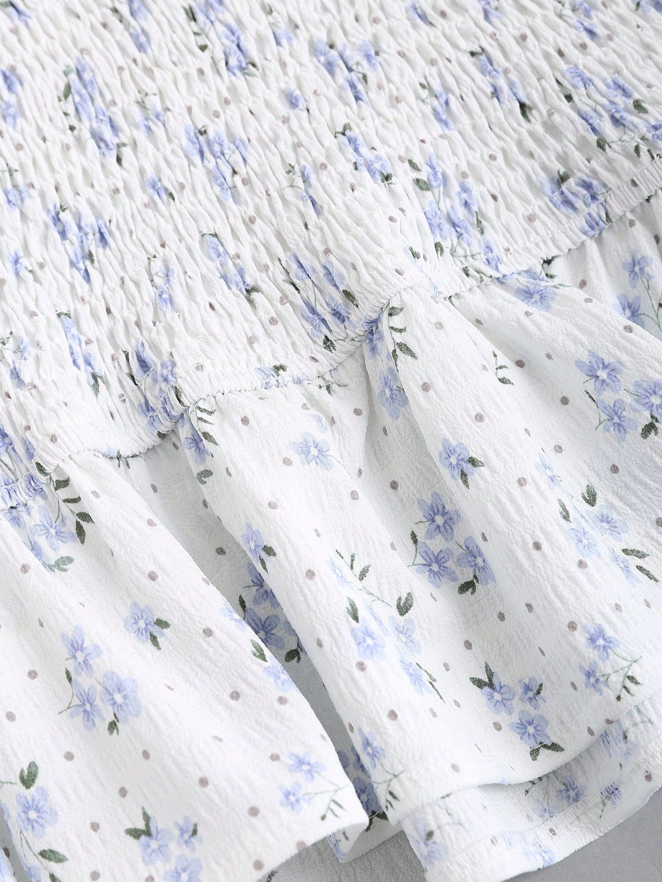 Vestido floral de manga farol con nudo delantero con fruncido bajo con fruncido