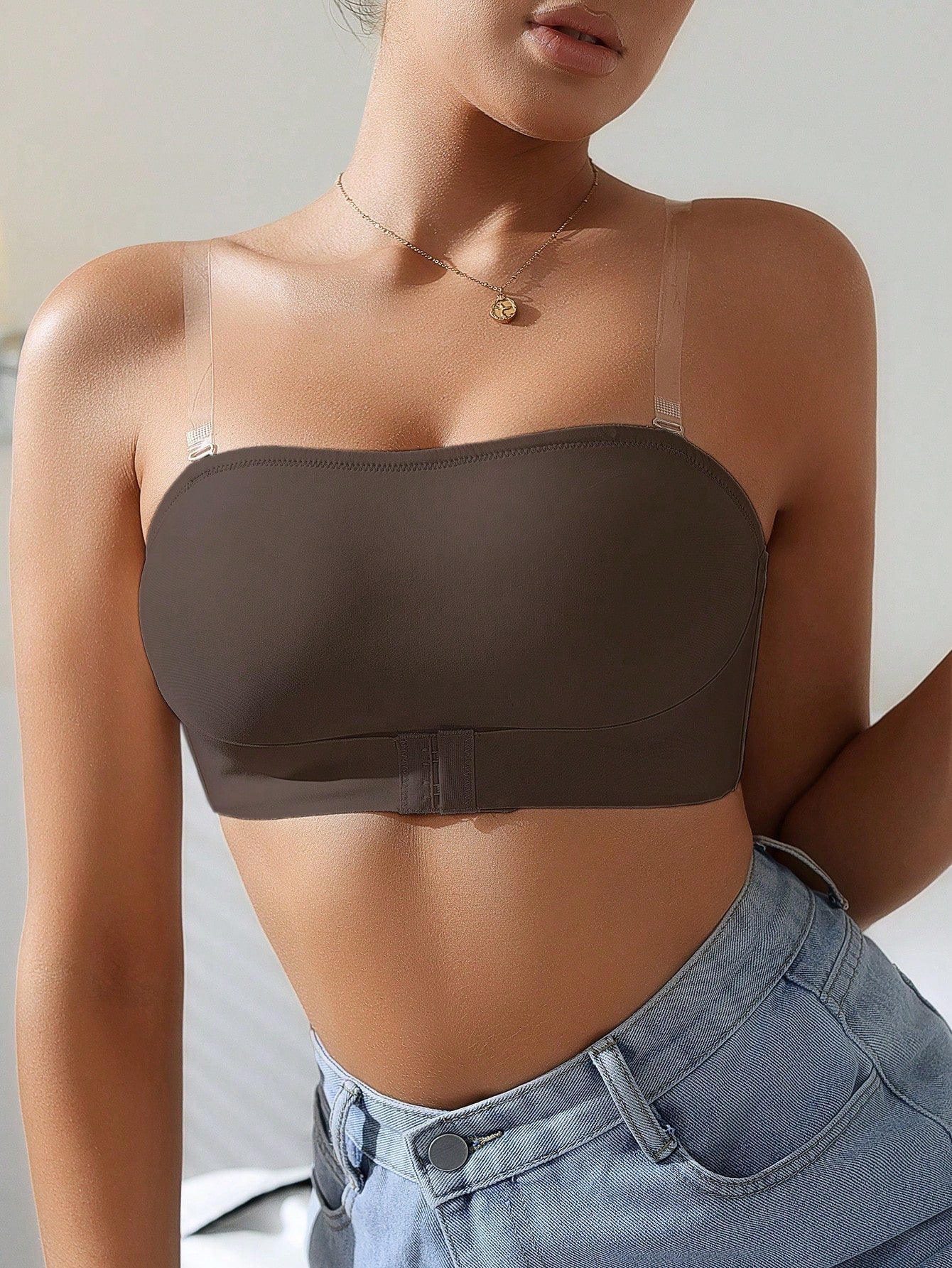 Sujetador solido sin tirantes ajustable para mujer, 1 pieza