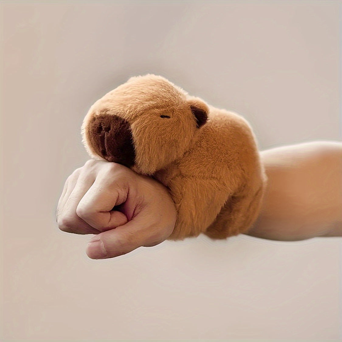 1 peluche de carpincho de 20 cm, anillo para cortinas, multifuncional
