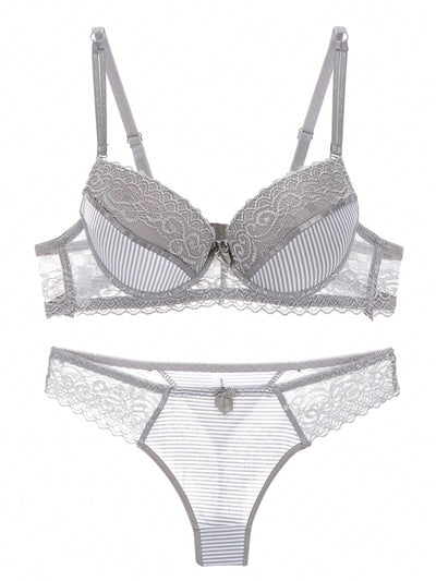 Conjunto de sujetador push up de encaje sexy para mujeres con rayas y braguitas triangulares