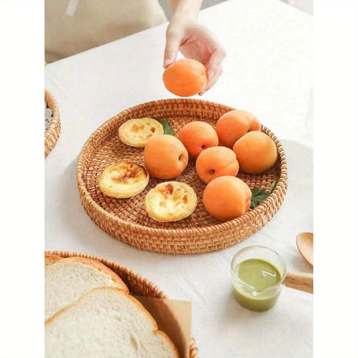 1pc Bandeja de Servir de Ratán Tejido Redonda - Plato Decorativo Elegante para Frutas, Pasteles y Pan, Estilo Natural para Cocina y Comedor, Exhibición de Frutas | Accesorio Acogedor para Comedor | Material de Ratán Tejido, Bandeja Decorativa para Comida