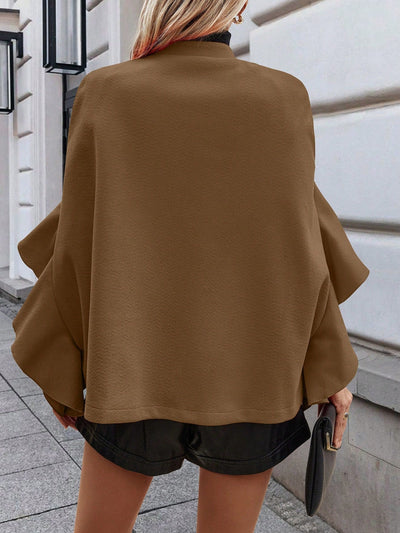 Clasi abrigo elegante de mujer con parches de un solo boton y ribete de volantes en unicolor para otono/invierno