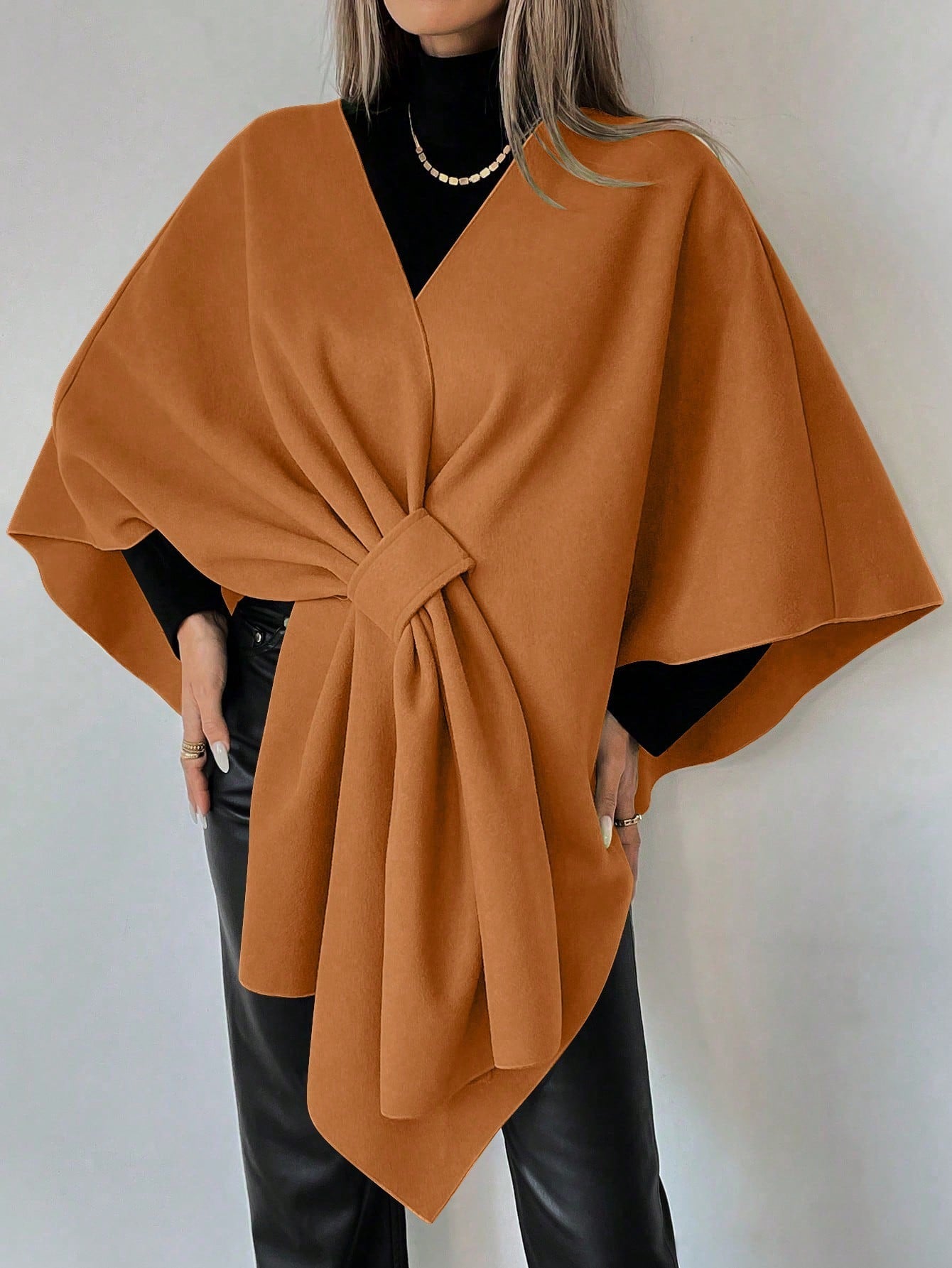 Clasi capa abrigo de lana asimetrica y holgada de diseno de moda de un solo color, para otono/invierno
