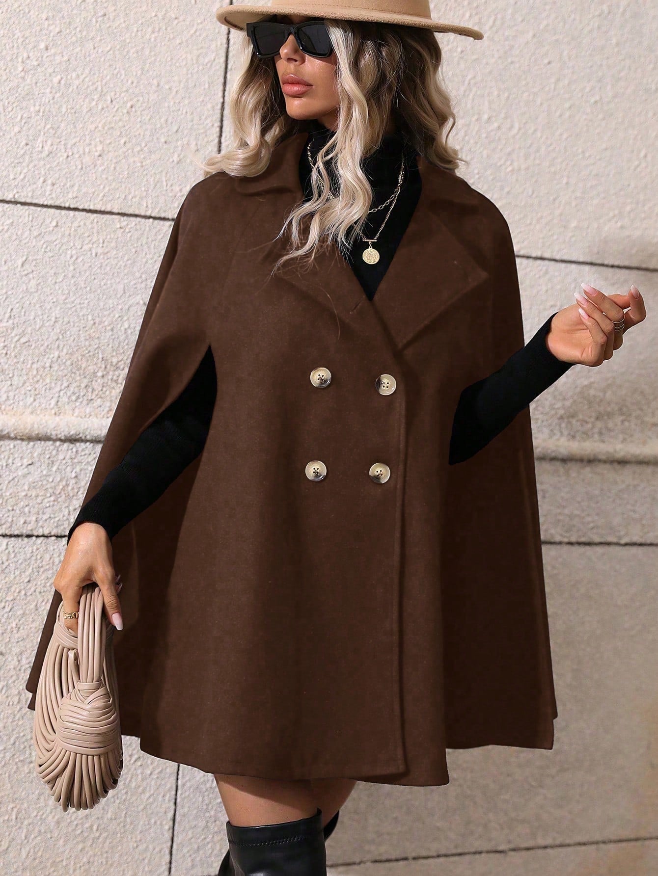 Clasi abrigo suelto con doble botonadura de moda para mujer en otono