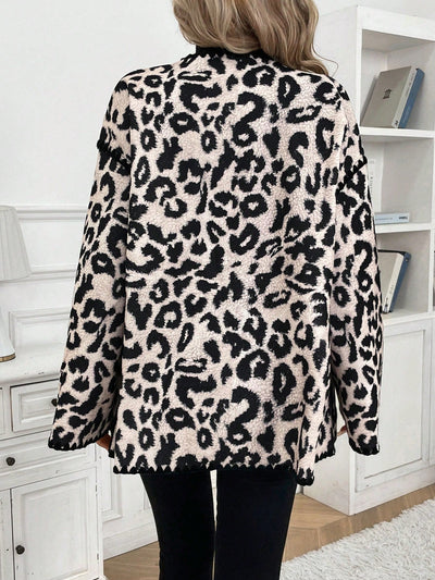 Frenchy chaqueta casual de mujer con estampado de leopardo, manga acampanada, para otono/invierno, de terciopelo con estampado de felpa (tela no esponjosa), con bolsillos delanteros con botones de color contrastante. chaqueta casual de manga larga