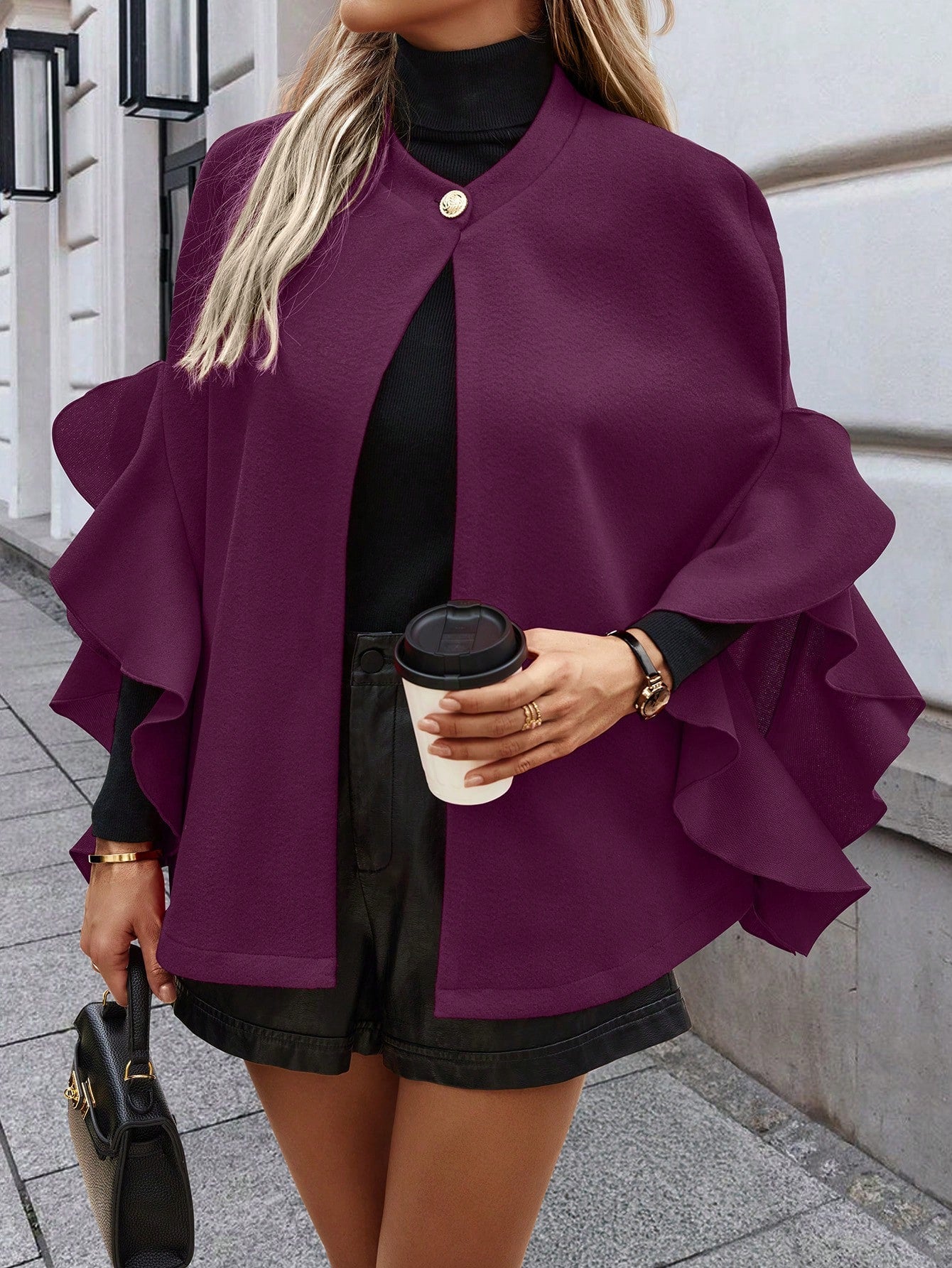 Clasi abrigo elegante de mujer con parches de un solo boton y ribete de volantes en unicolor para otono/invierno