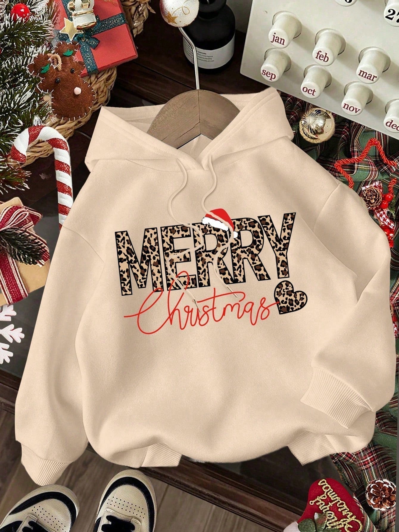 Ezwear jersey holgado de manga larga con estampado de arbol de navidad y texto "feliz navidad" en estilo minimalista y vintage con estampado de leopardo, para mujer