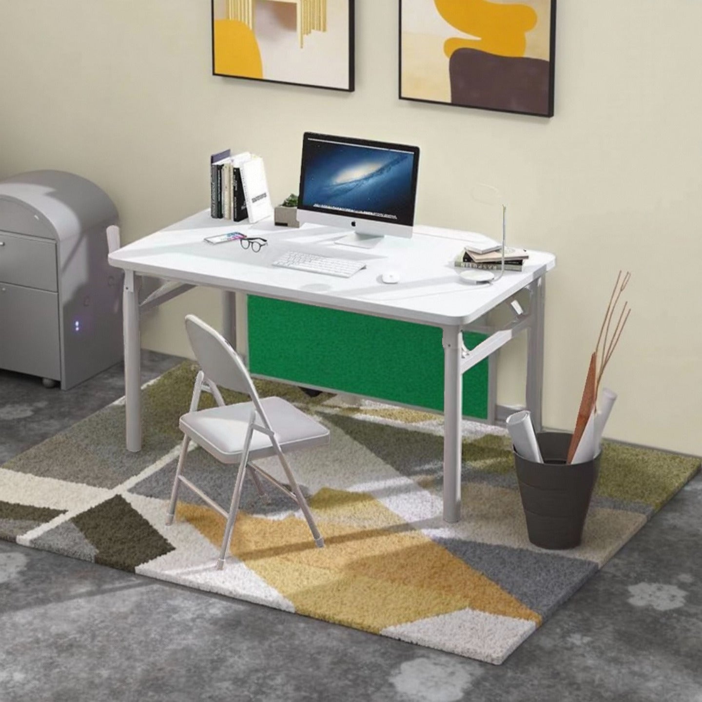 Escritorio plegable de 4 estaciones con silla, simple y fácil de instalar. Estilo moderno, fácilmente integrable en diferentes espacios domésticos y de oficina. Tamaño compacto después de plegarlo, ahorro de espacio.