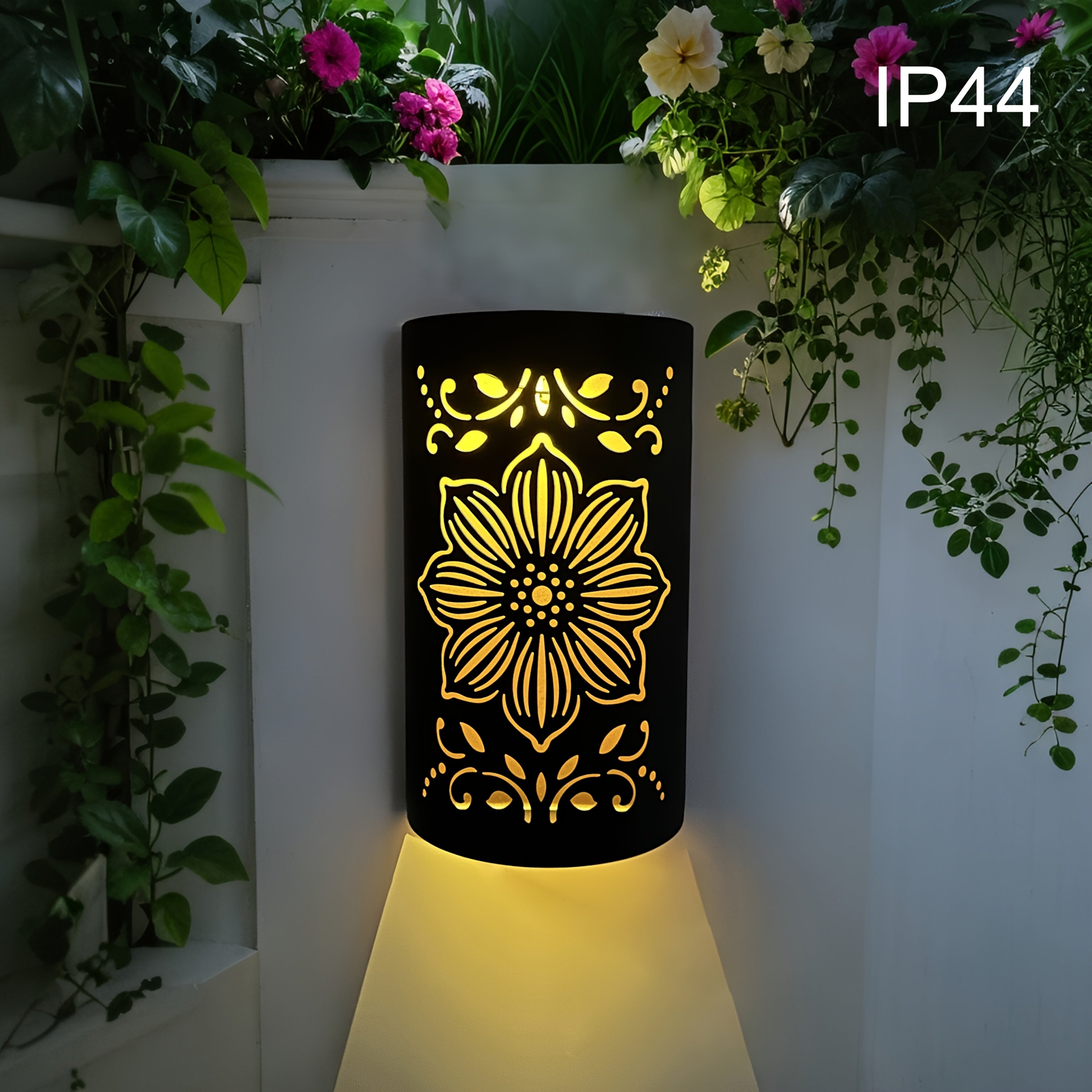 XXOASIS 1/2/3pcs Luces Solares de Pared Mate con Corte Floral Hueco y Detalles Dorados, Alta Calidad para Jardín, Patio o Valla - Iluminación Exterior Duradera en Hierro Semi-Encastrada, Idea de Regalo de Cumpleaños, Decoración Solar Colgante, Ambiente p