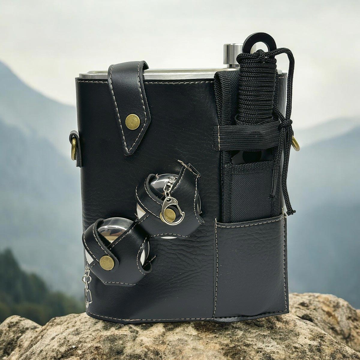 Whiskera 48 OZ Copas y Cuchillo Táctico Con Estuche De Cuero MR-21