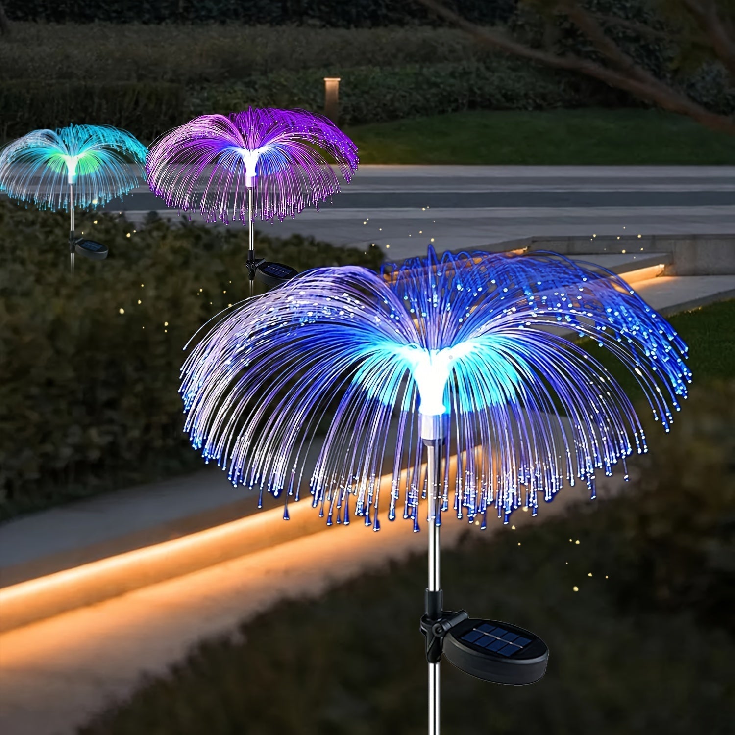 Un conjunto de luces de medusa solar de una capa que cambian de color, diseñadas para decoración al aire libre, adecuadas para jardines, caminos y ocasiones festivas como Halloween, Navidad y Año Nuevo.