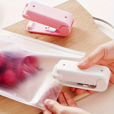 1pc Sellador de Mini Snacks, Sellador al Vacío de Preservación de Alimentos en Bolsas de Plástico con Tecnología de Sellado Térmico para Hoteles, Restaurantes, Puestos y Camiones de Comida - Diseño Compacto y Ligero, Voltaje de Operación ≤36V, No Requier
