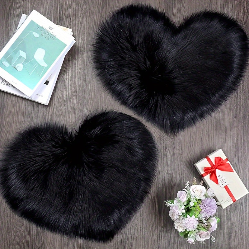 2 piezas de tapetes decorativos en forma de corazón, negros, de peluche suave, lavables a máquina, para dormitorio, sala y tocador, regalo perfecto para Navidad con detalles florales elegantes, decoración para habitación | Textura de peluche | Tapete de