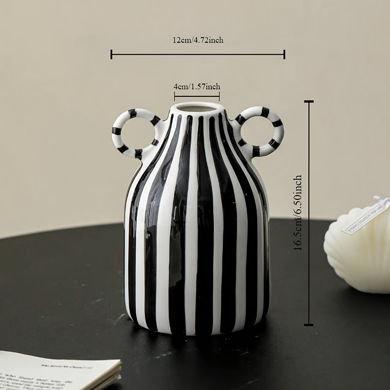 1pc Jarrón de cerámica con rayas, estilo creativo y sencillo, con dos asas, forma cilíndrica redonda, decoración para el hogar y la cocina, no requiere energía, no incluye batería