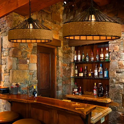 Lámpara colgante industrial moderna con diseño de cuerda tejida a mano, acabado en metal dorado y negro, pantalla de hierro, ideal para comedor, bar o decoración del hogar (bombilla no incluida), decoración de luz