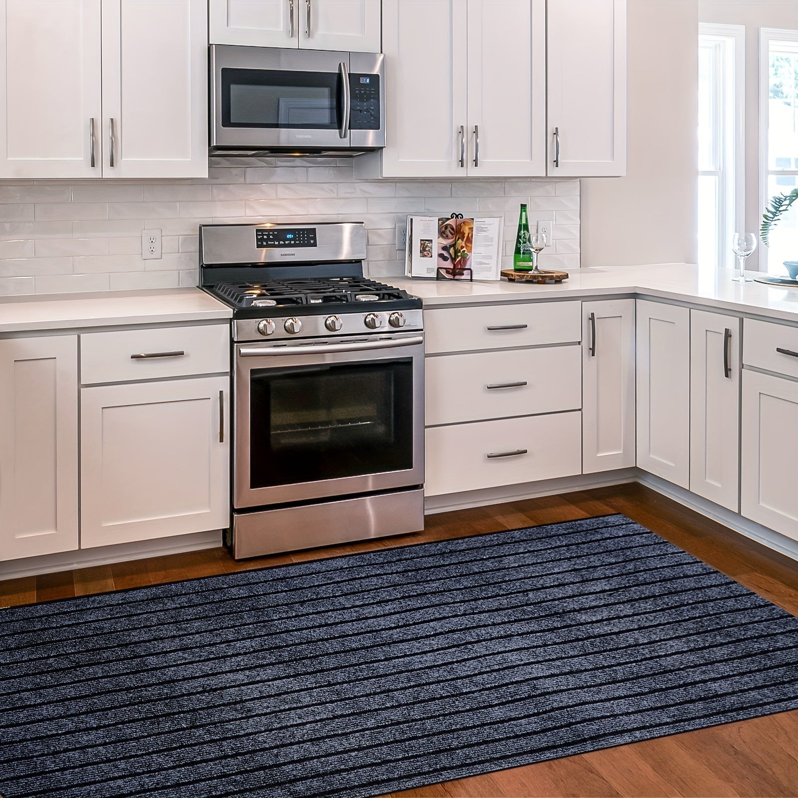 1pc Alfombrilla Antideslizante para Cocina con Base de Goma - Fácil de Limpiar, Tapete de PVC Duradero para Entrada, Dormitorio y Oficina - Diseño Rectangular Rayado, Alta Calidad & Ideal para Cocinas Modernas, Cubierta Decorativa para Suelo
